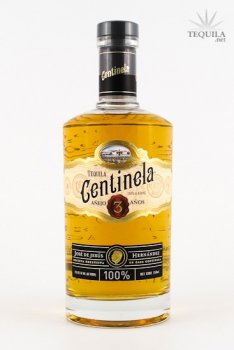 Centinela Tequila Extra Anejo